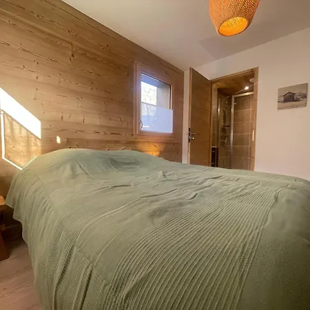 Moderne T4 Avec Jardin Dans Neuve - Fr-1-624-167 Samoens